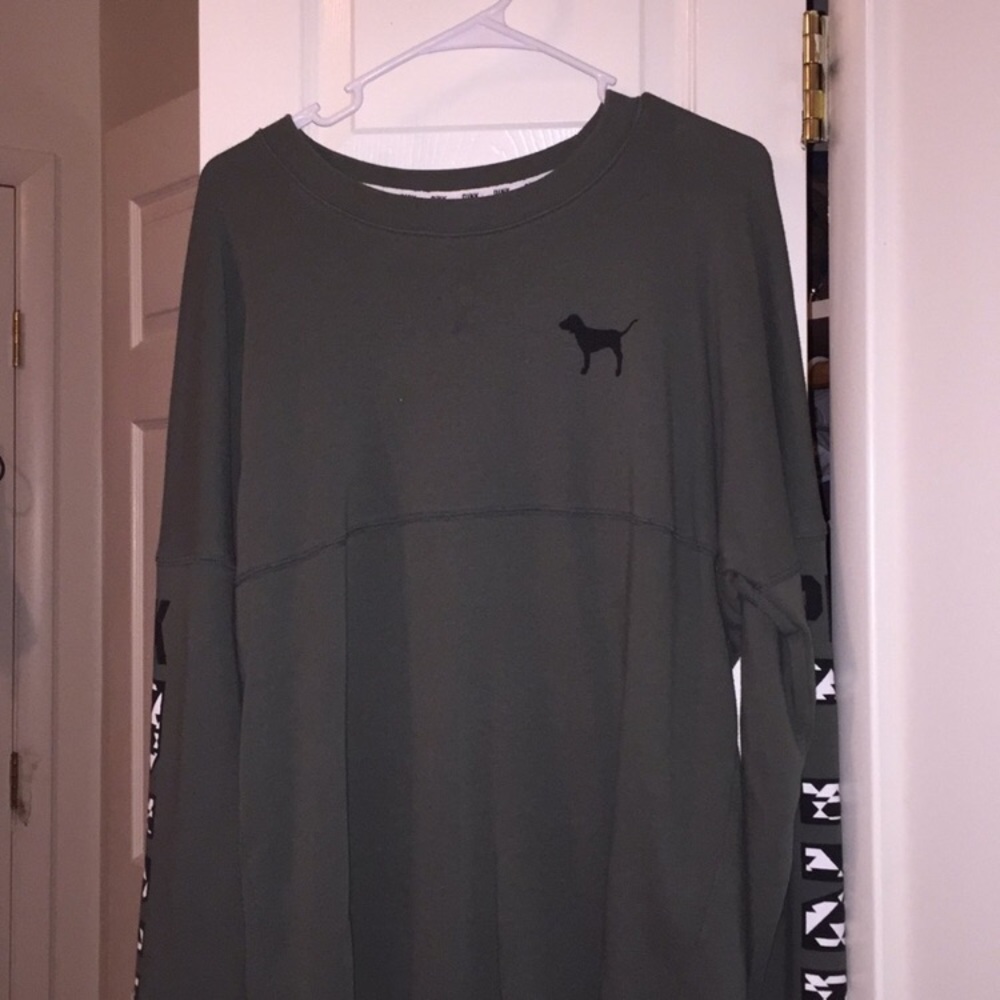 VS PINK LONG SLEEVE